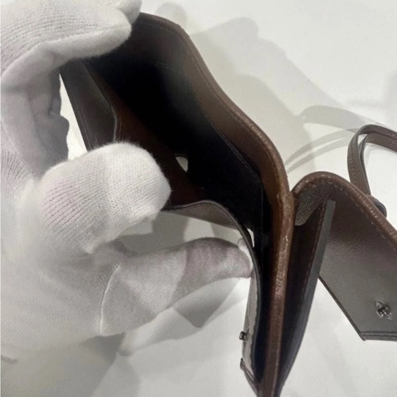 Gucci X Balenciaga Brown and Tan Monogram Wallet - Picture 9 of 11